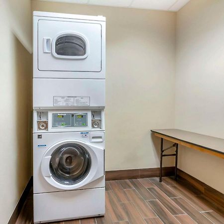 Comfort Inn & Suites Blytheville Buitenkant foto