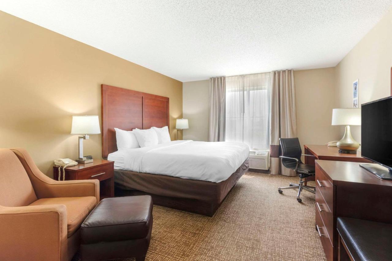 Comfort Inn & Suites Blytheville Buitenkant foto