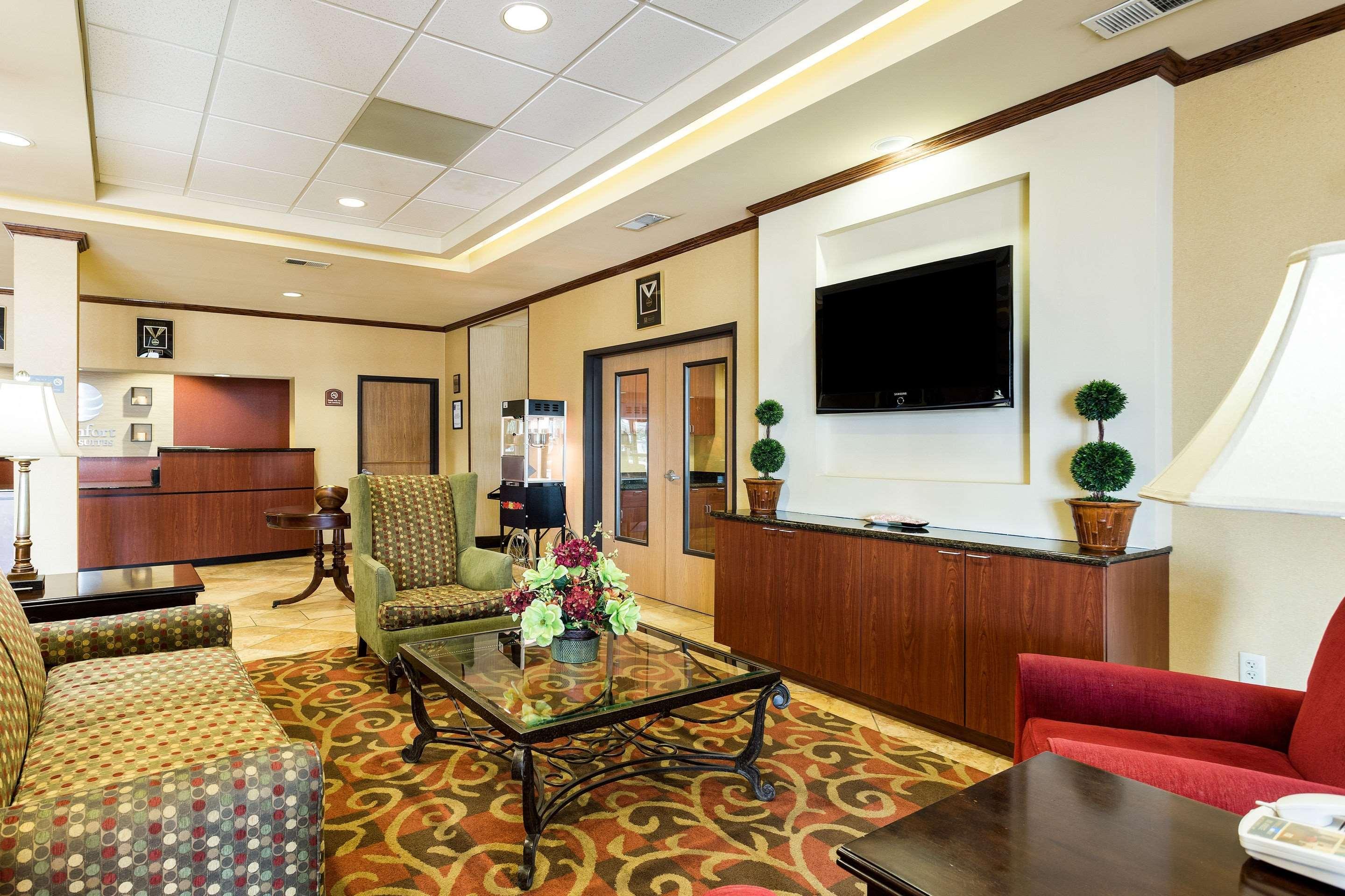 Comfort Inn & Suites Blytheville Buitenkant foto