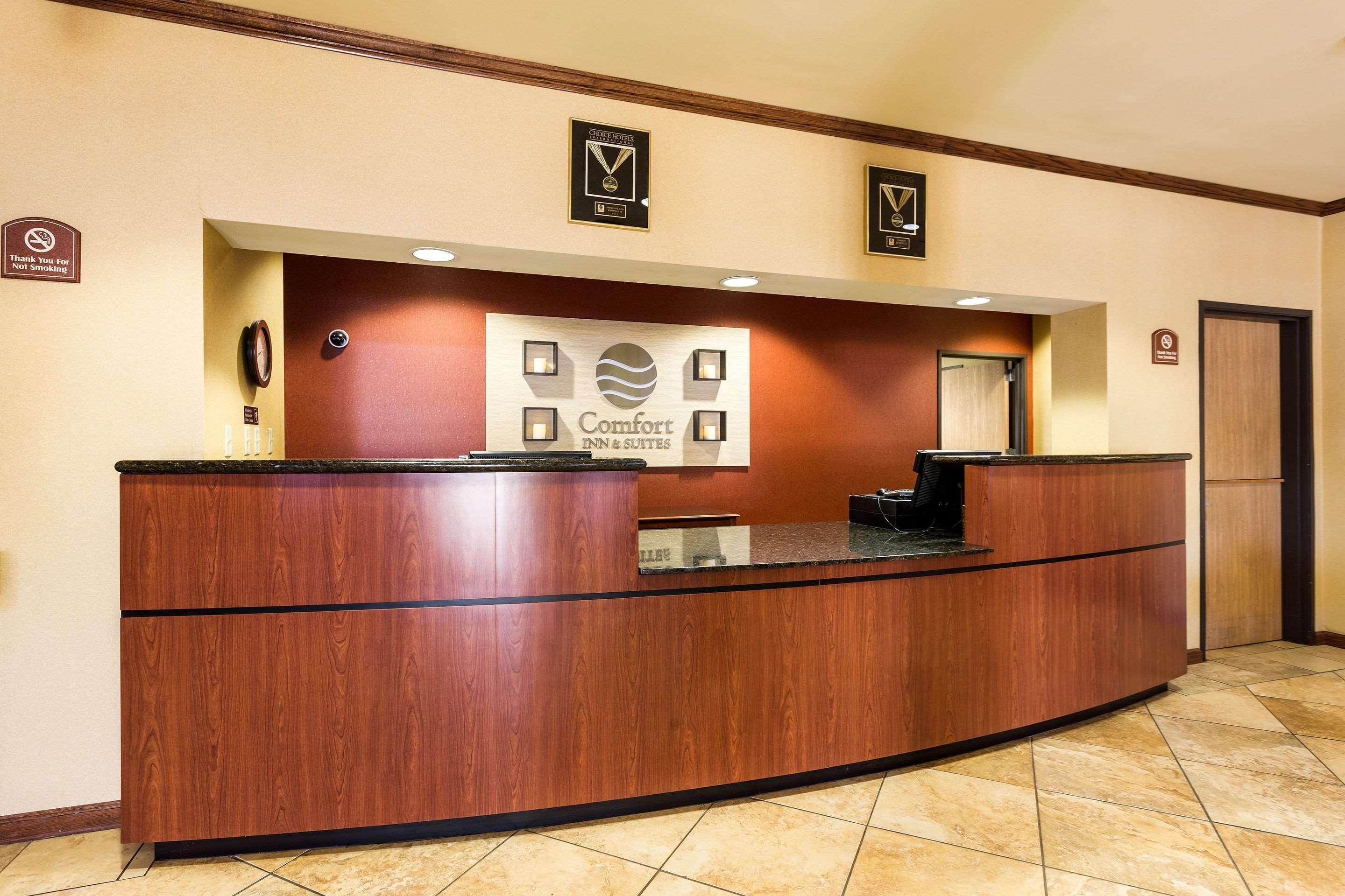 Comfort Inn & Suites Blytheville Buitenkant foto