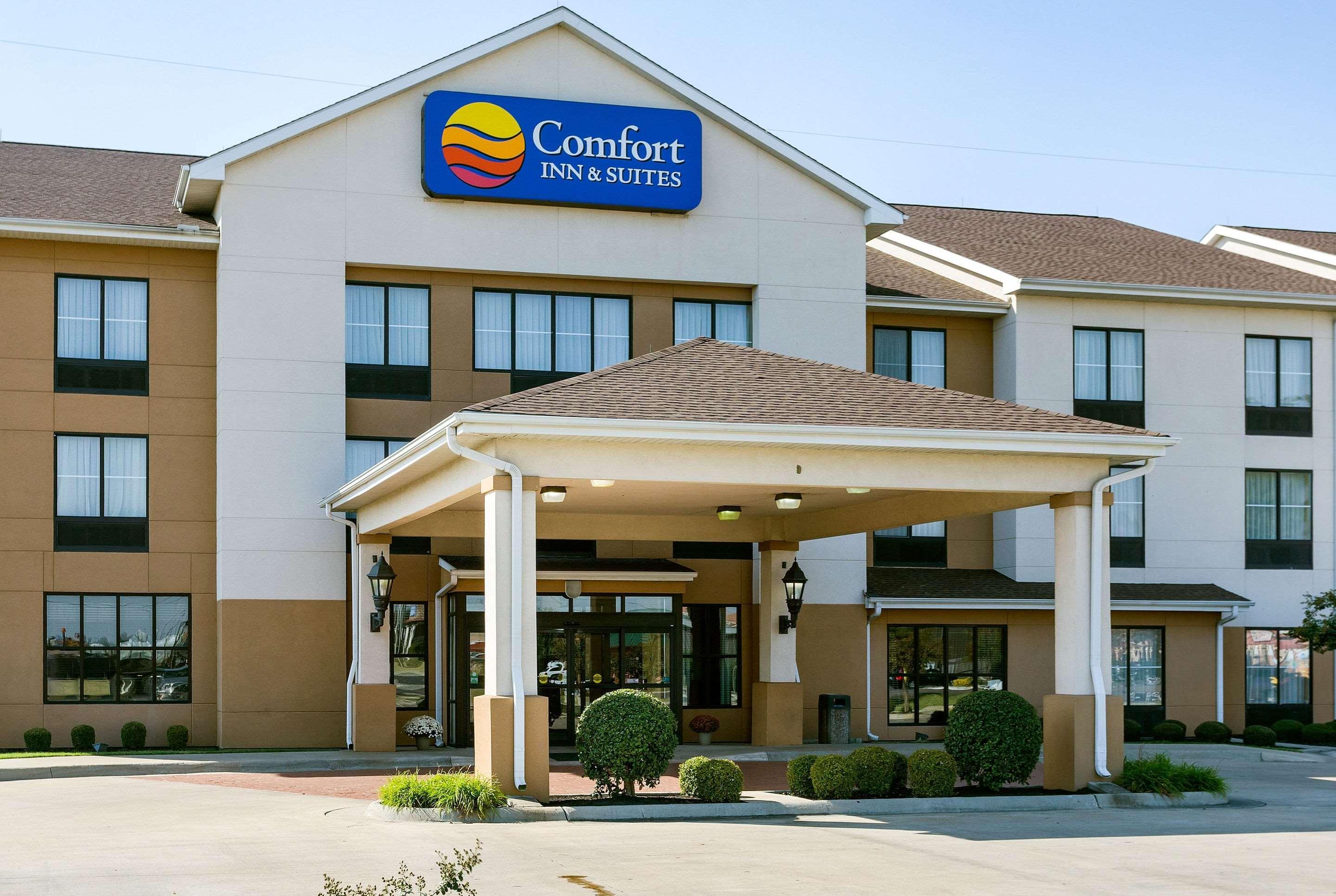 Comfort Inn & Suites Blytheville Buitenkant foto
