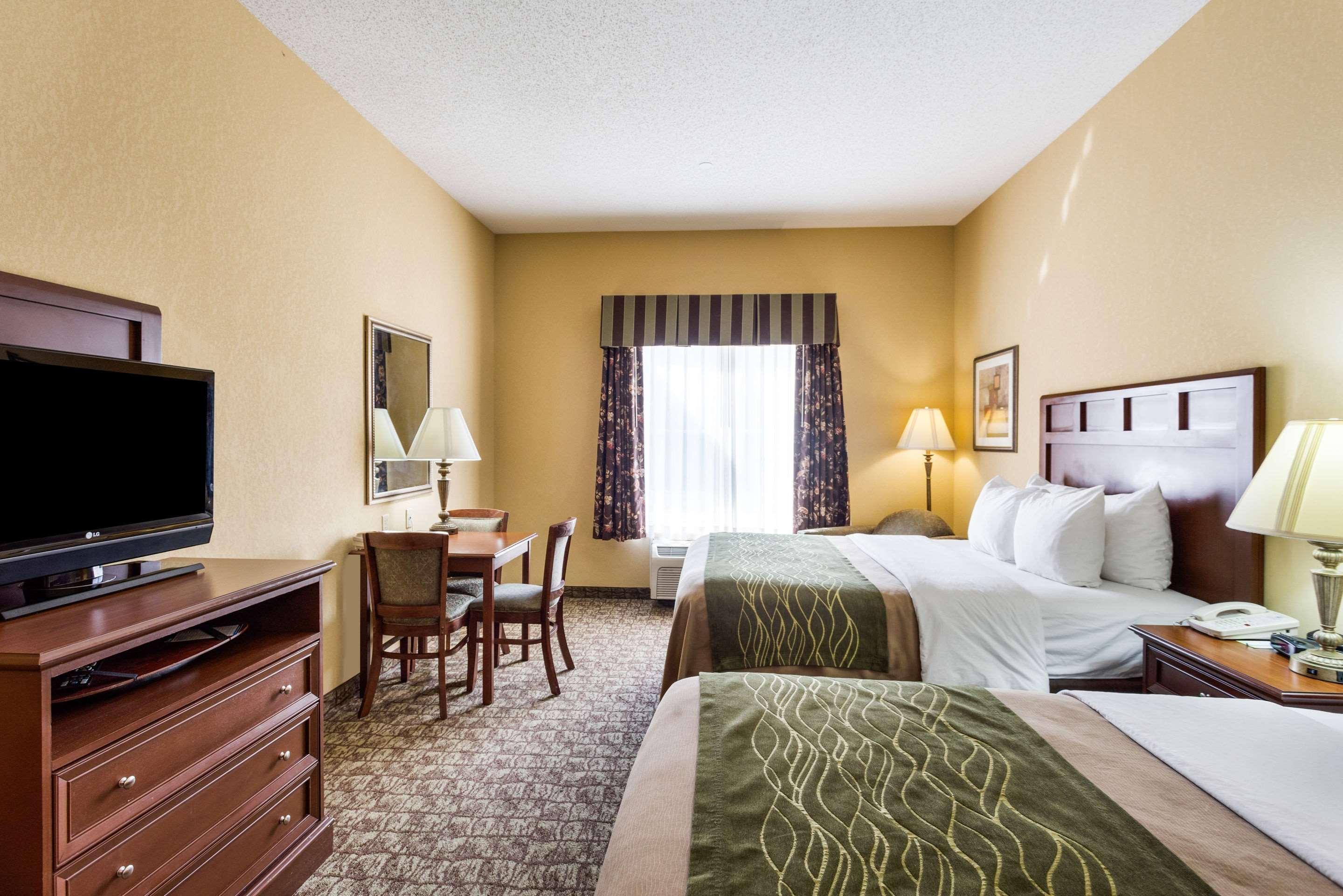 Comfort Inn & Suites Blytheville Buitenkant foto