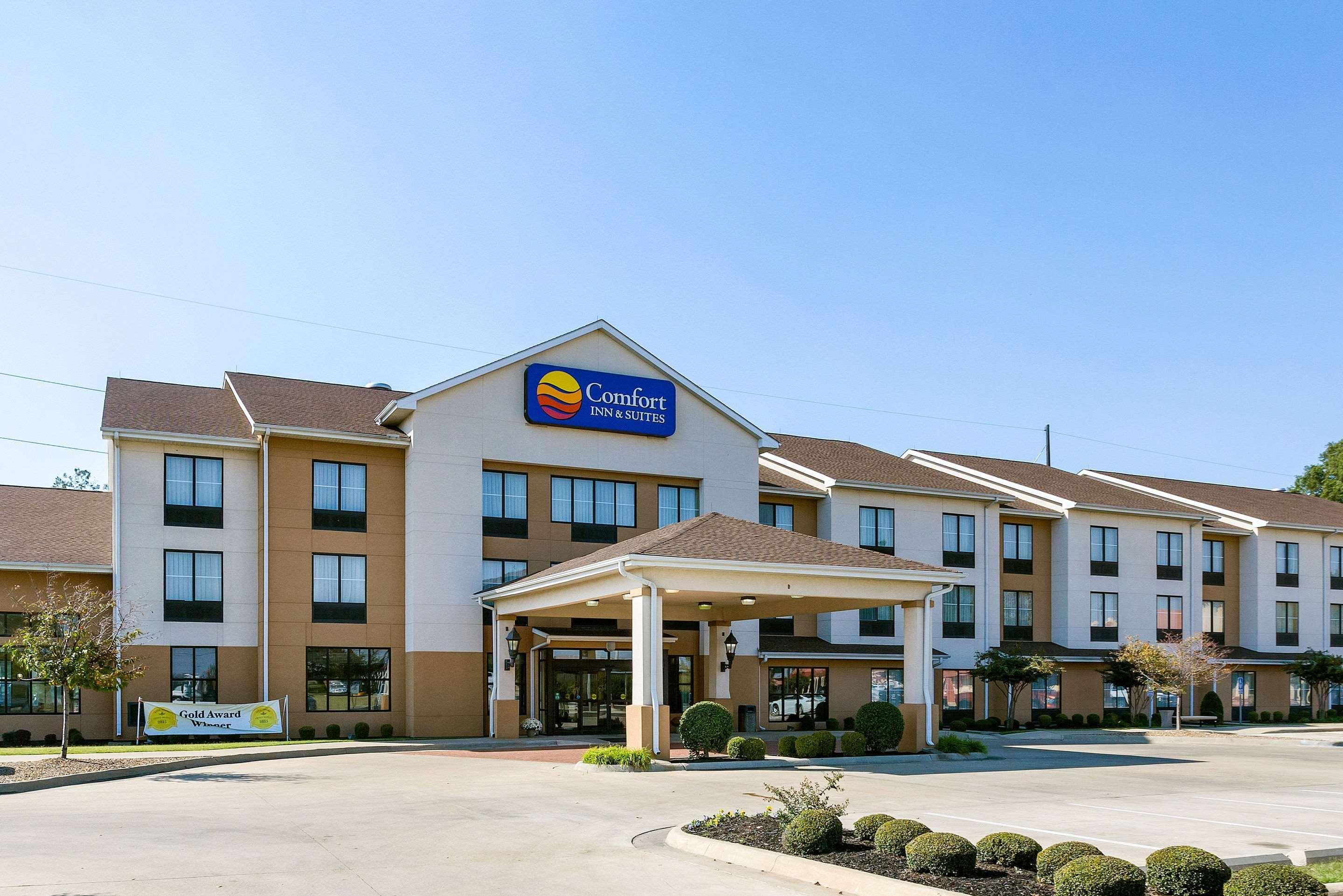 Comfort Inn & Suites Blytheville Buitenkant foto