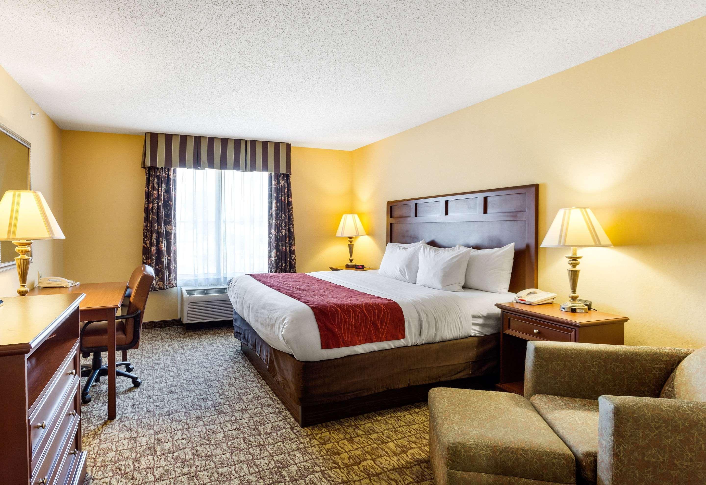 Comfort Inn & Suites Blytheville Buitenkant foto
