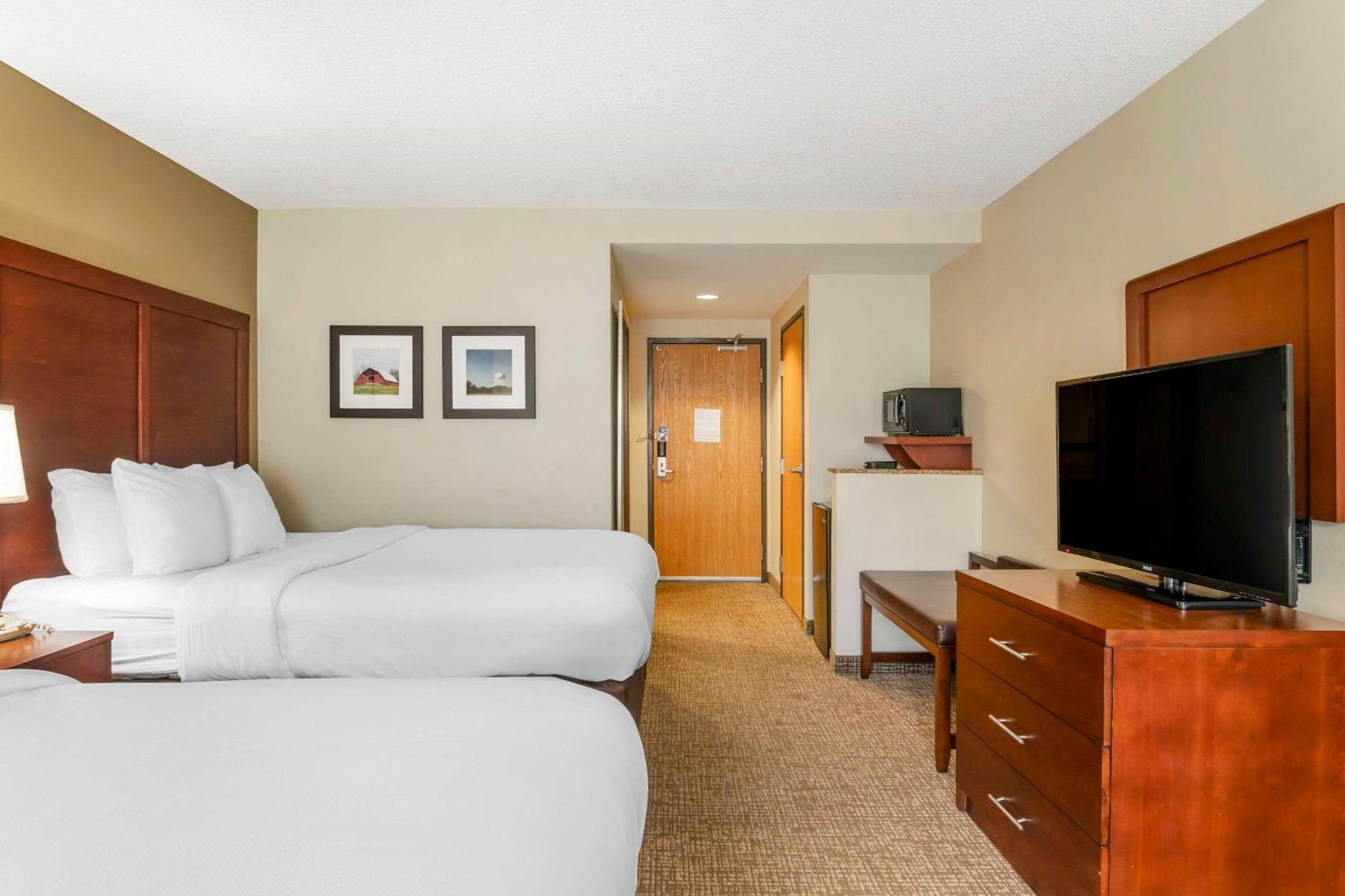 Comfort Inn & Suites Blytheville Buitenkant foto