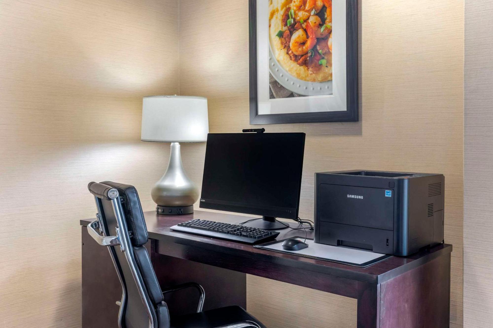 Comfort Inn & Suites Blytheville Buitenkant foto