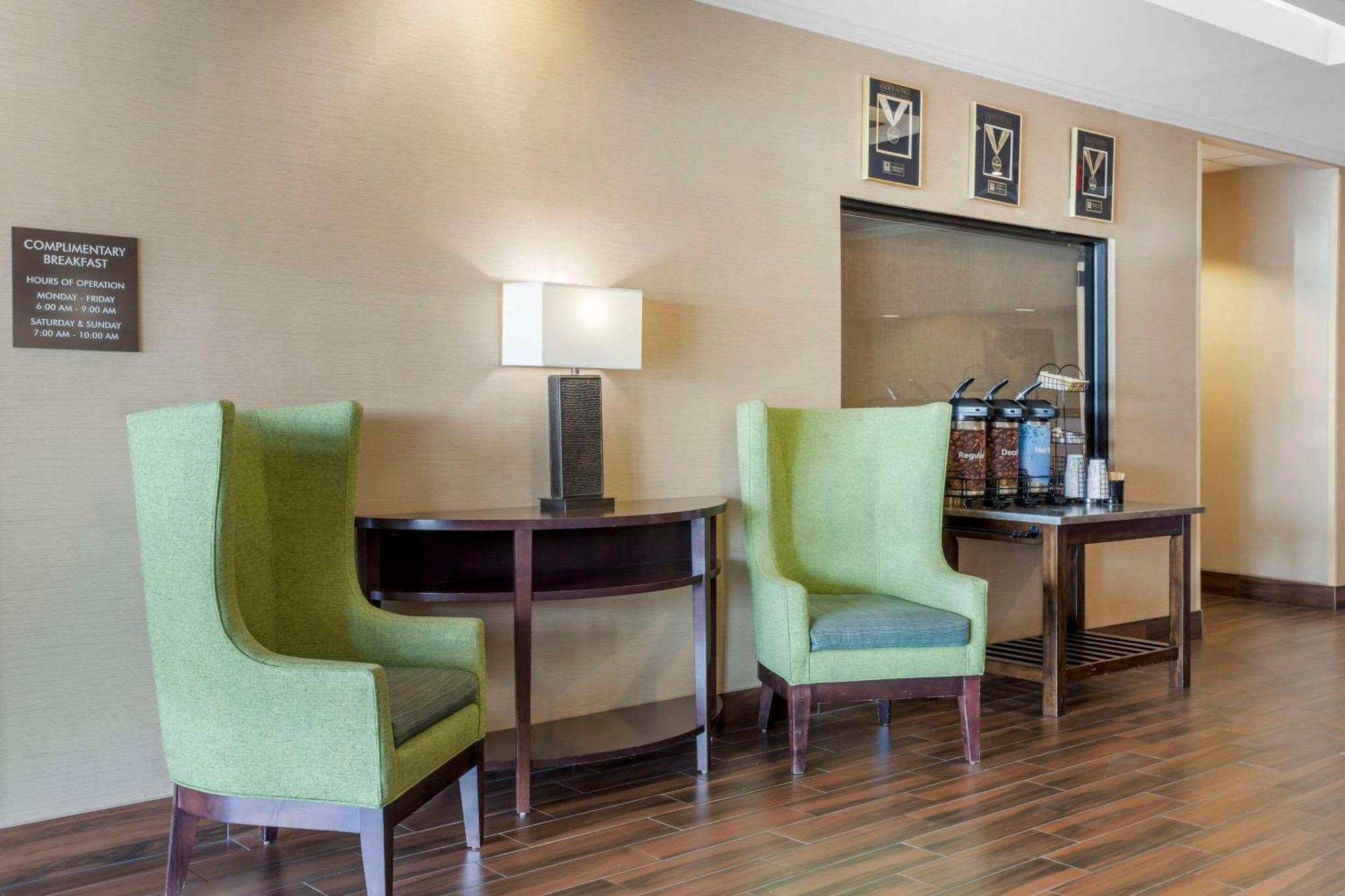 Comfort Inn & Suites Blytheville Buitenkant foto