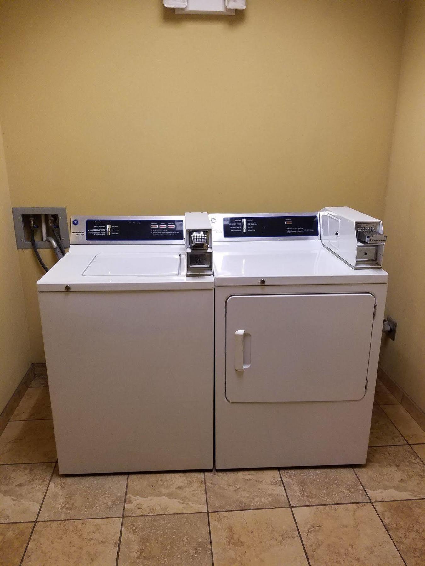 Comfort Inn & Suites Blytheville Buitenkant foto